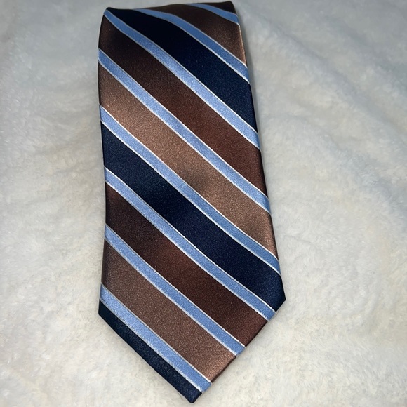 Arrow men’s neckties